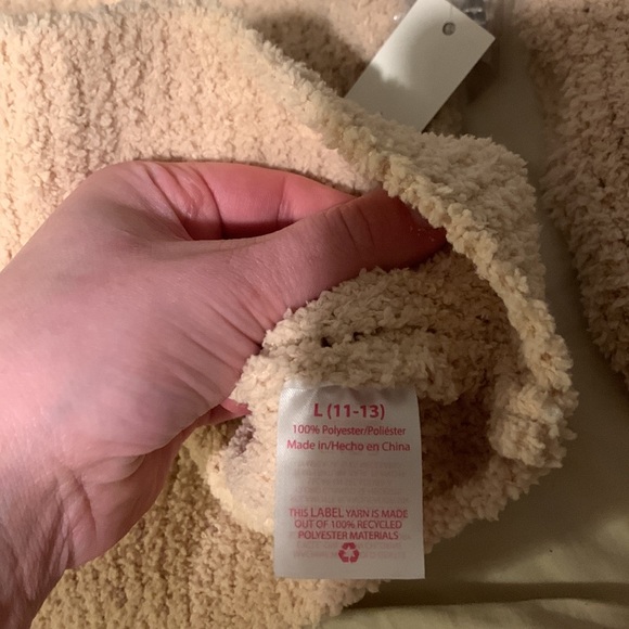 Sweater - Picture 6 of 6